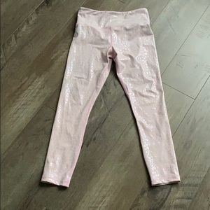 Zyia Pink Leopard light n tight 7/8 leggings